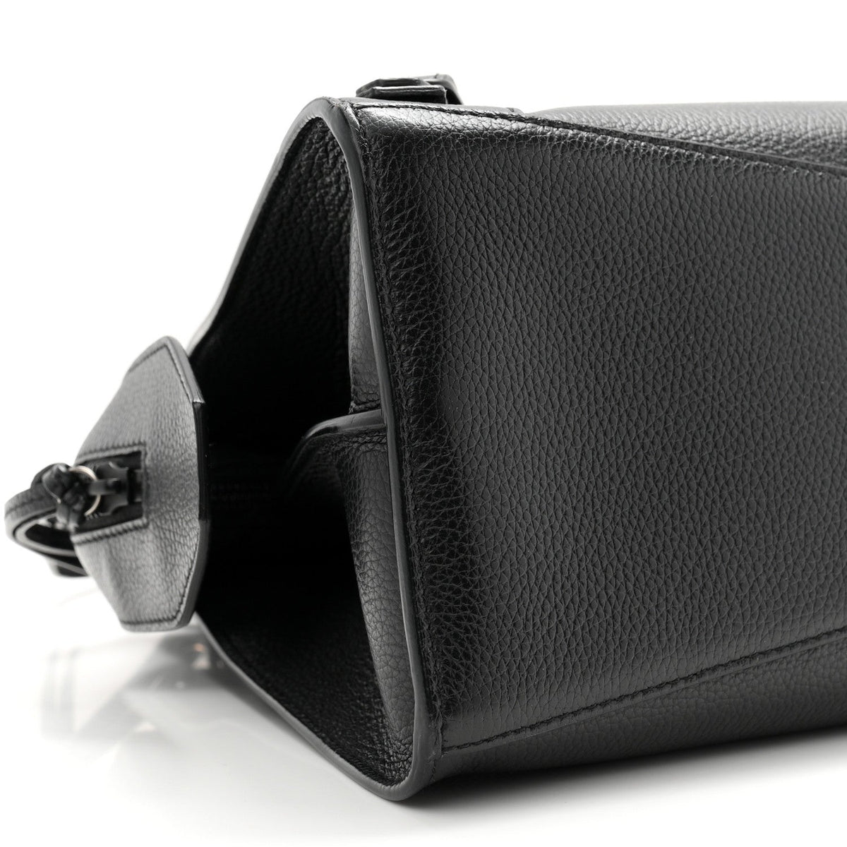 Grained Calfskin Neo Classic Black Hardware S City Black