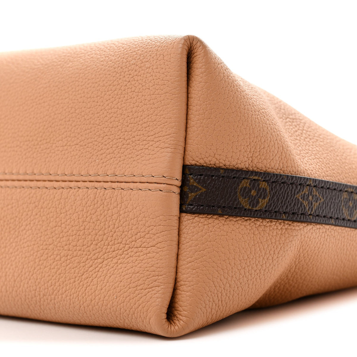Calfskin Multipass Arizona Beige