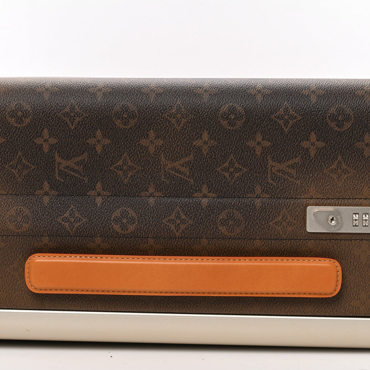 Monogram Dust Marque Horizon 55