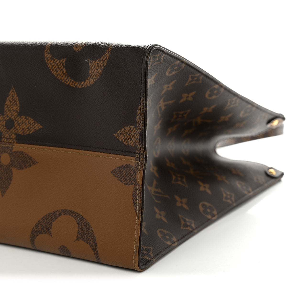 Reverse Monogram Giant Onthego GM