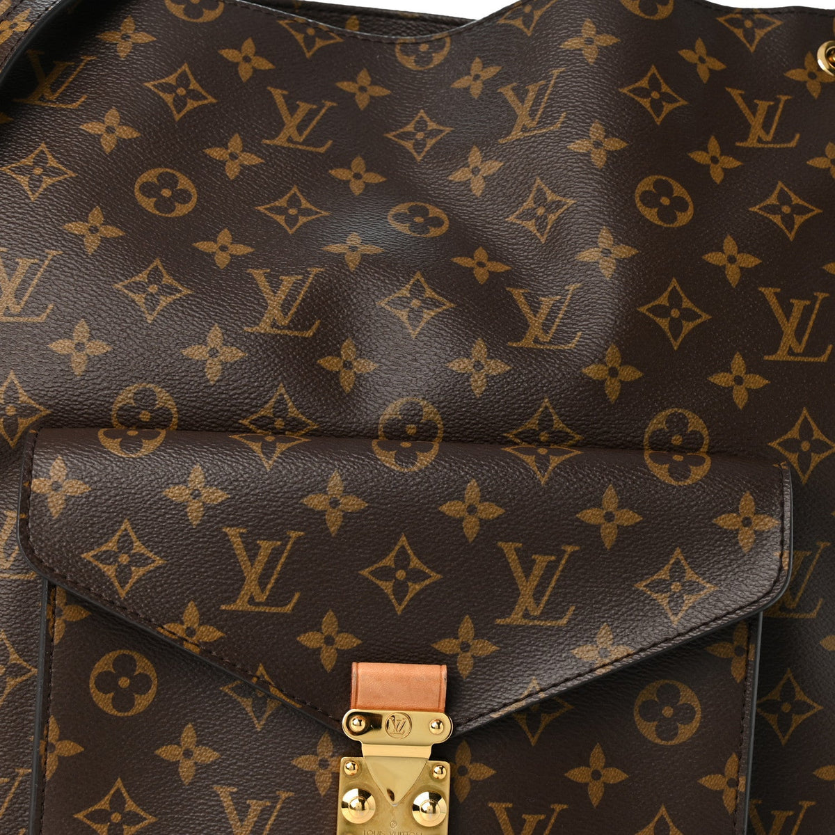 Monogram Metis