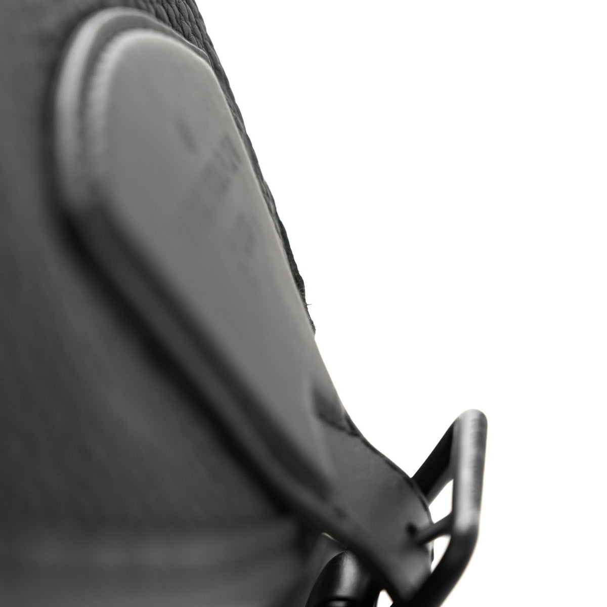 Taurillon Monogram Montsouris Backpack Black