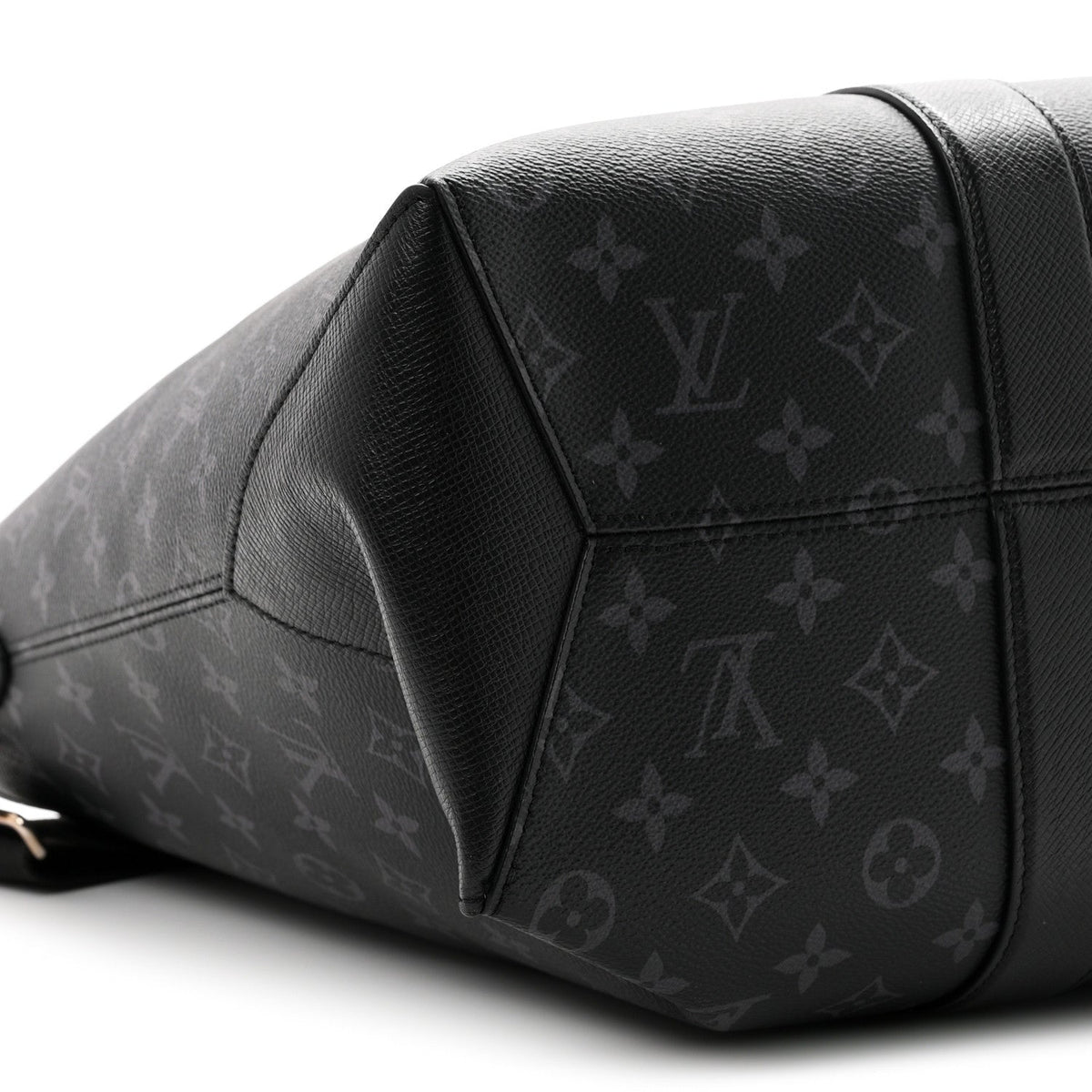 Monogram Eclipse Taigaramma Weekend Tote NM