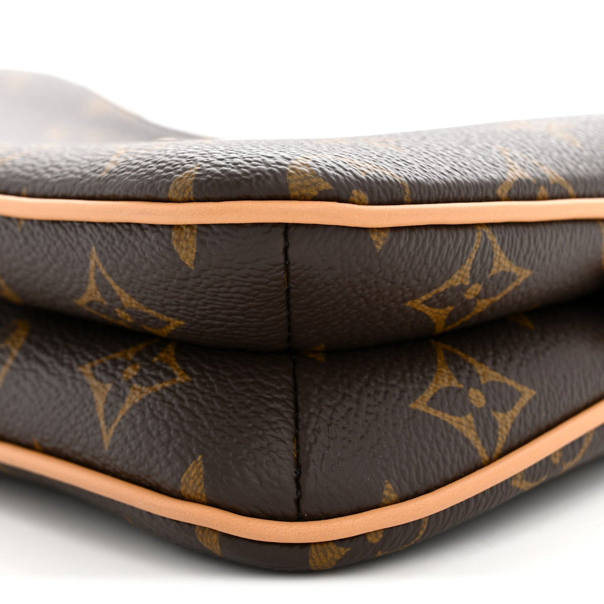 Monogram Liv Pochette