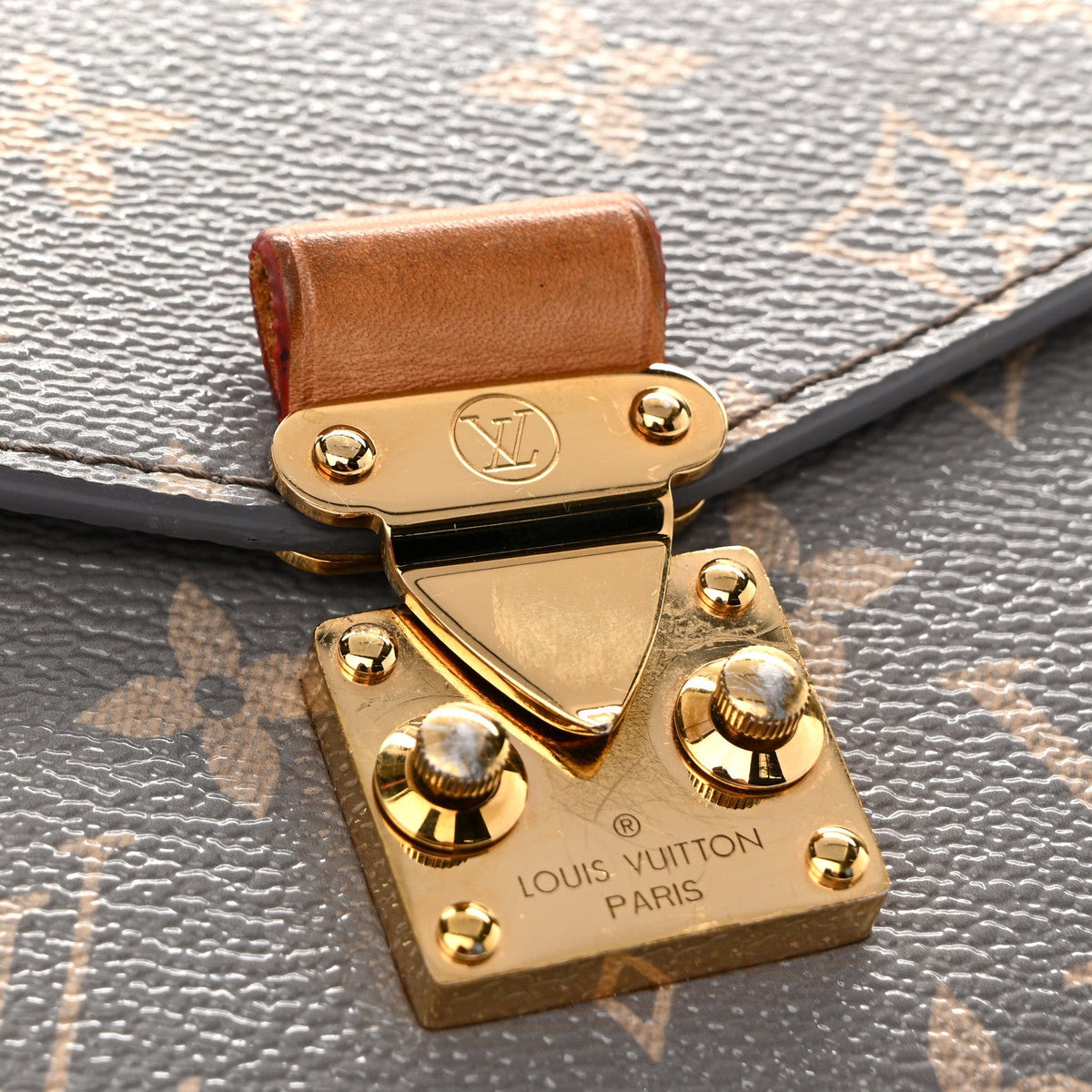Monogram Pochette Metis East West Trianon Gray