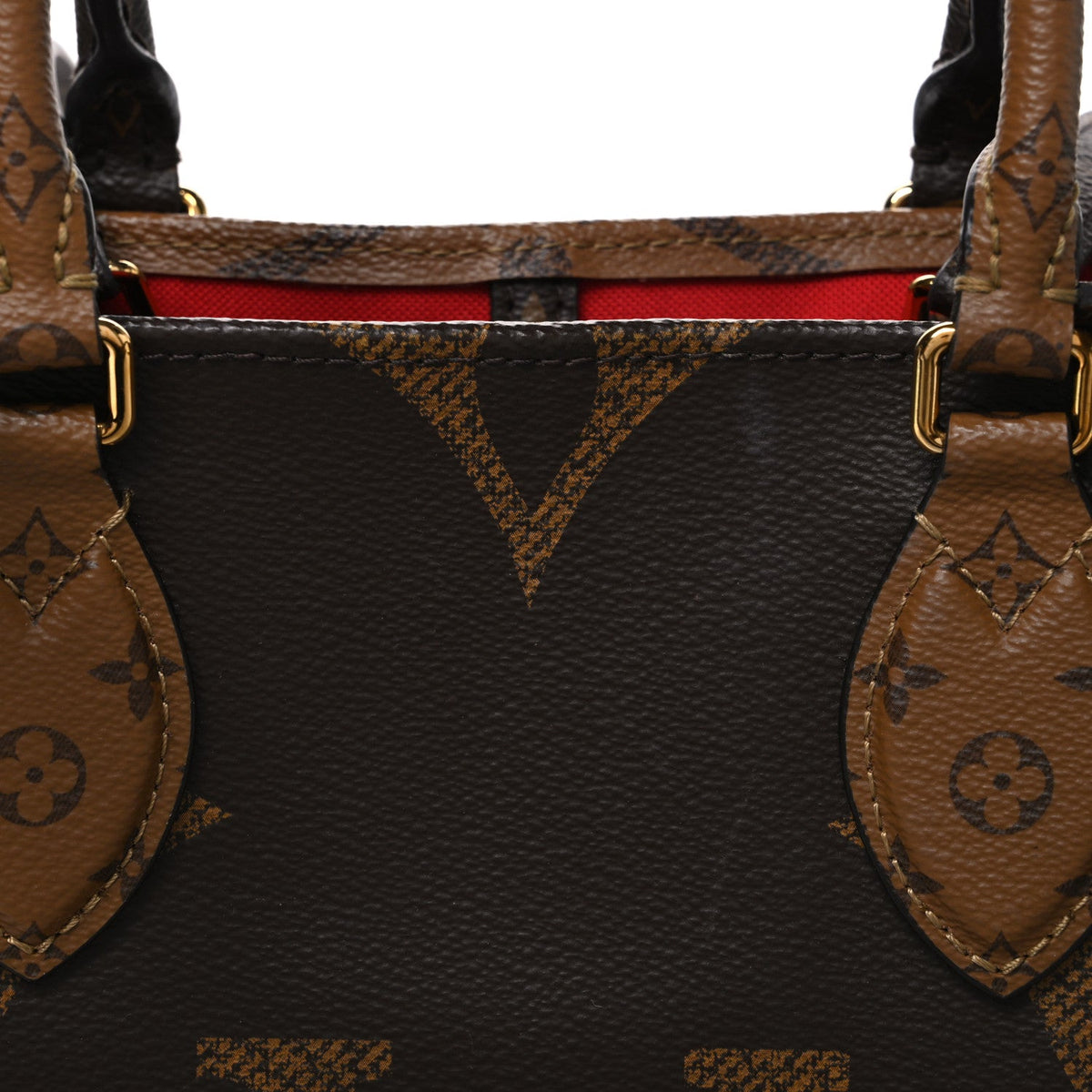 Reverse Monogram Giant Onthego MM