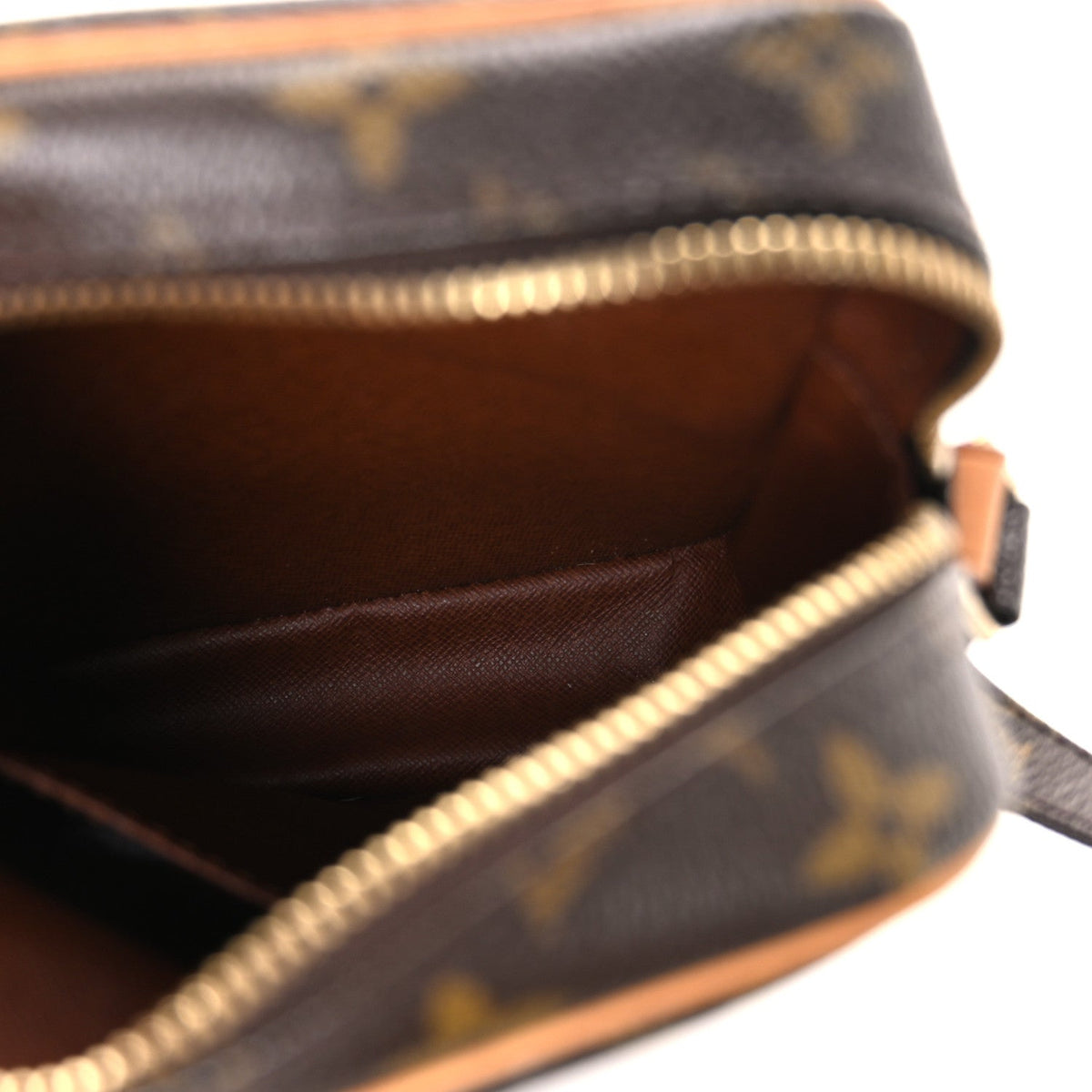 Monogram Amazone
