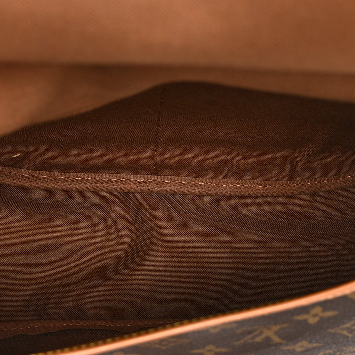 Monogram Saumur 35