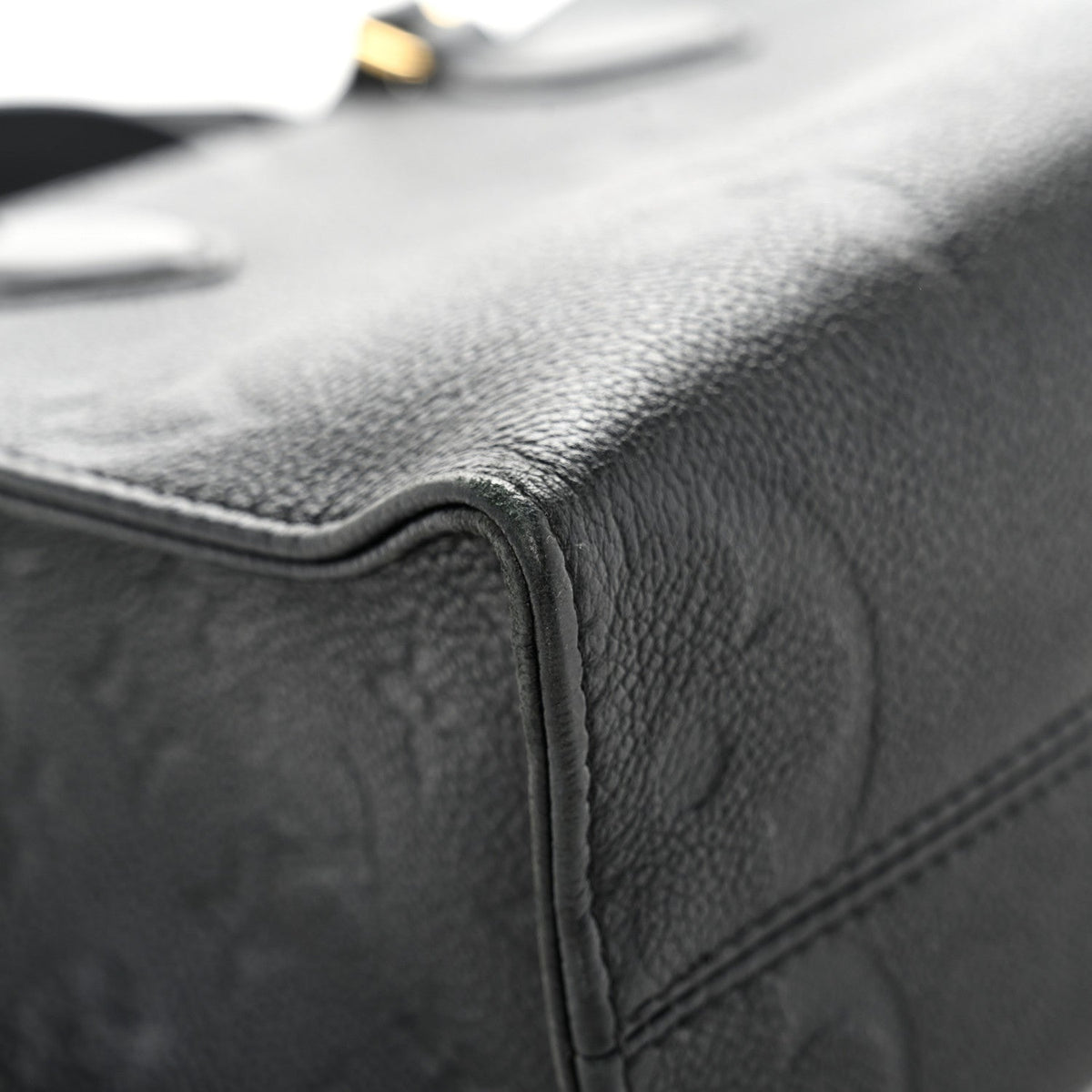 Empreinte Monogram Giant Onthego BB Black