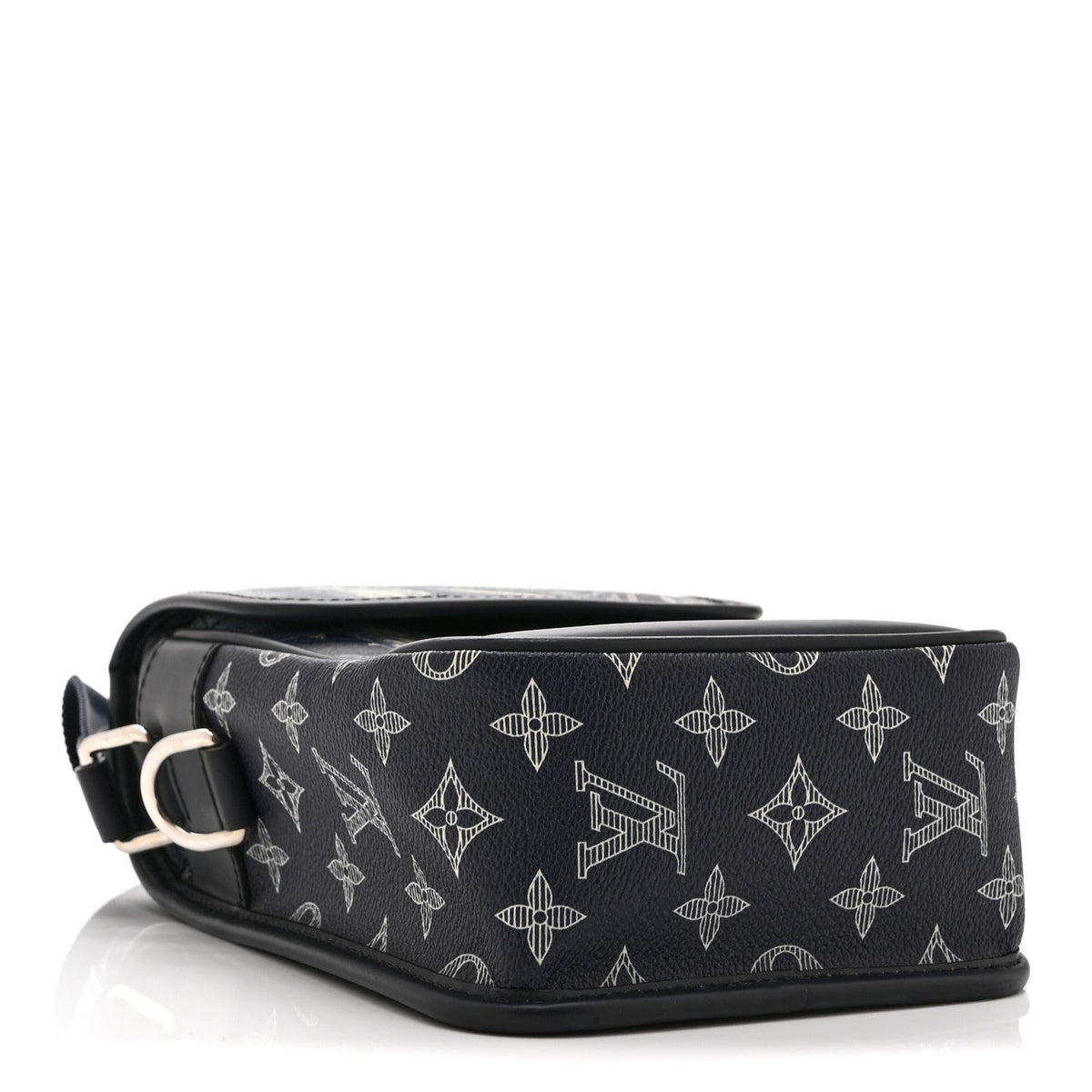 Savane Monogram Elephant Chapman Messenger BB Encre