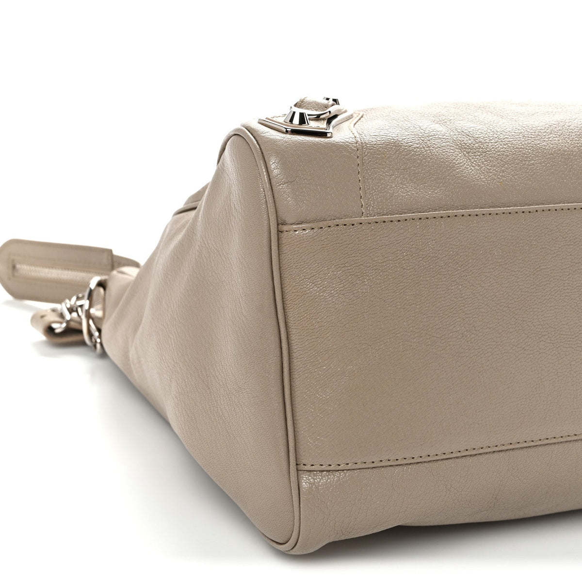 Chevre Silver Metallic Edge Hardware Velo Beige Dune Argille