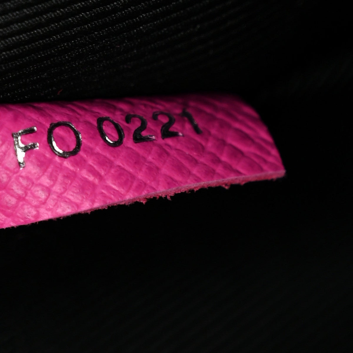 Taigarama Outdoor Messenger Fuchsia