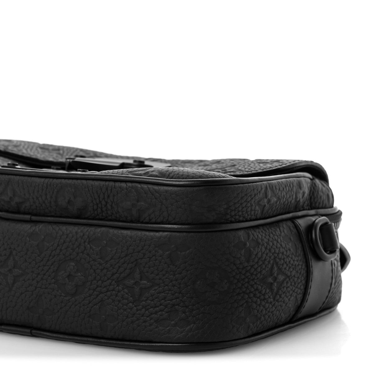 Taurillon Monogram S Lock Messenger Black