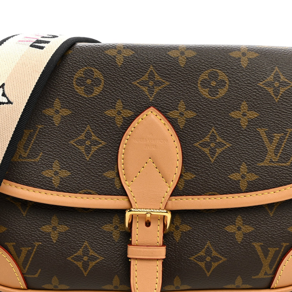 Monogram Diane Black