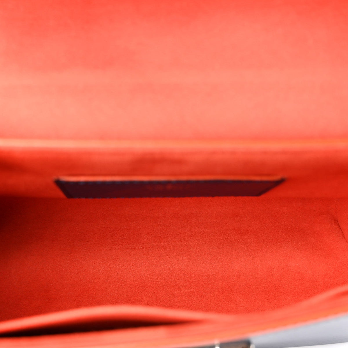 Epi Twist Shoulder Bag MM Indigo Piment