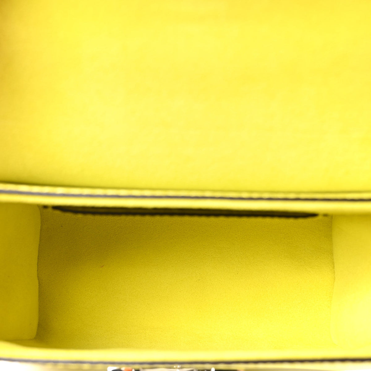 Epi Twist Mini Shoulder Bag Vert Acide