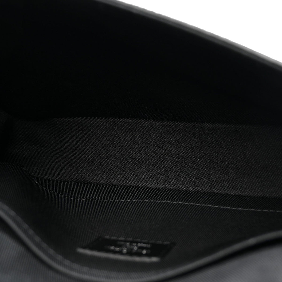 Damier Graphite 3D Studio Messenger