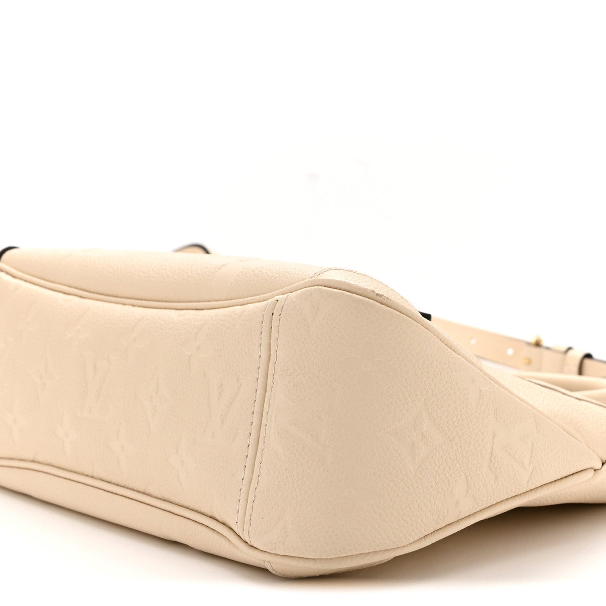 Empreinte Monogram Giant Trianon PM Creme