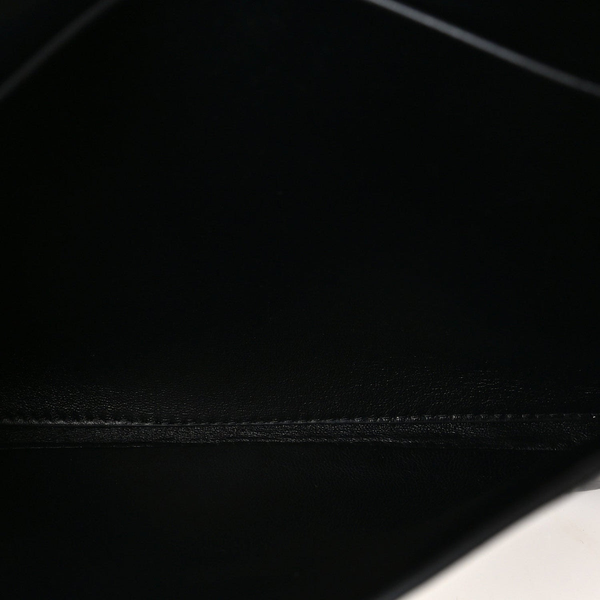 Shiny Calfskin Crocodile Embossed Hourglass Gusset Pouch Black