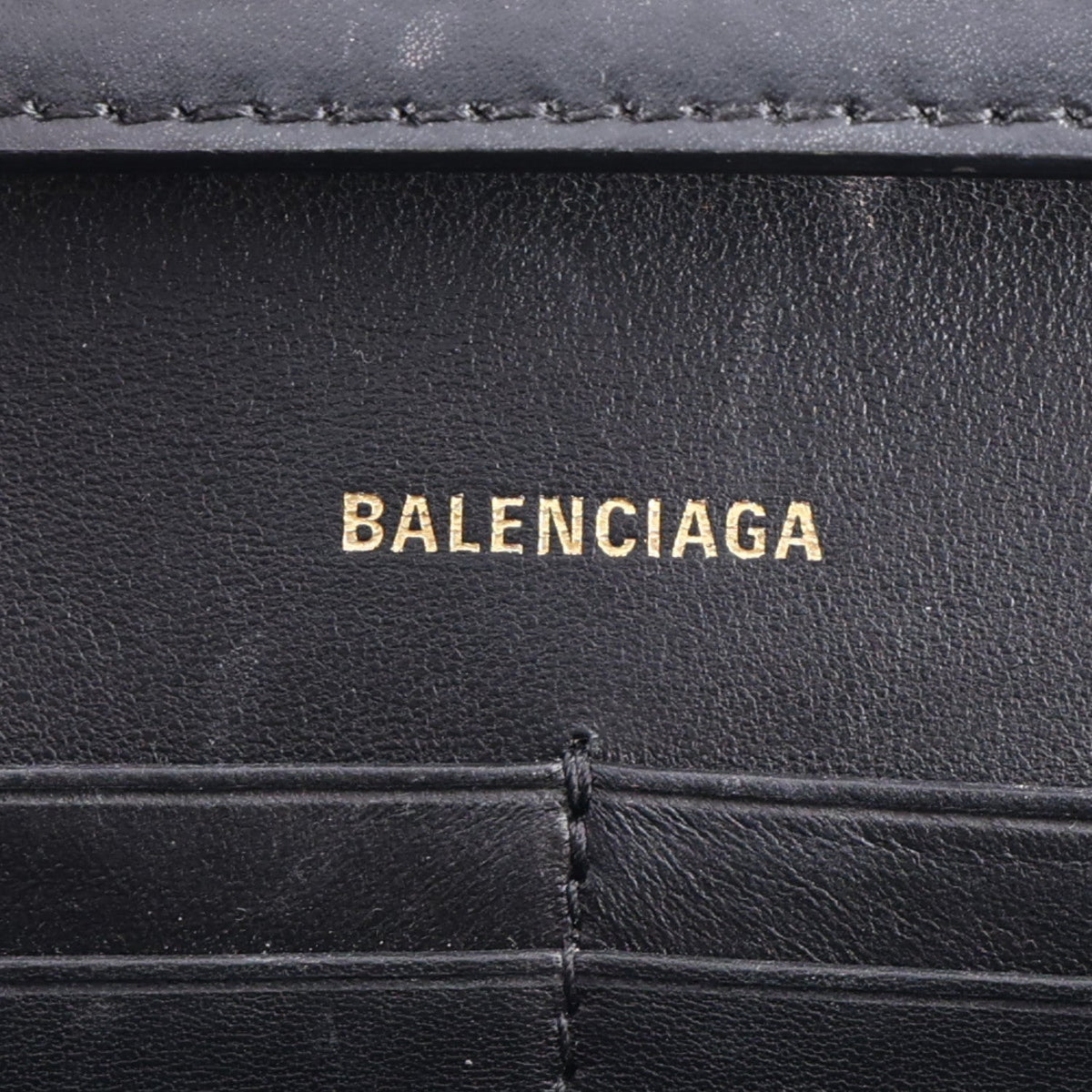 Shiny Box Calfskin Hourglass Chain Bag Black