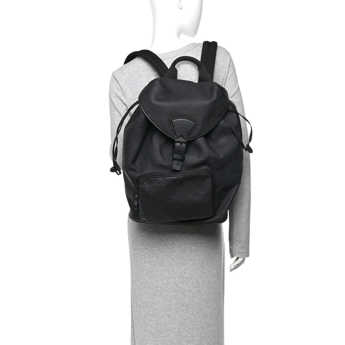 Taurillon Monogram Montsouris Backpack Black