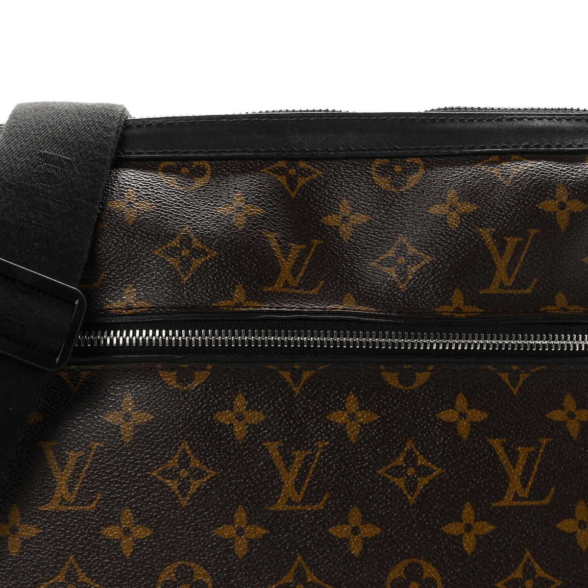 Monogram Macassar Torres Messenger