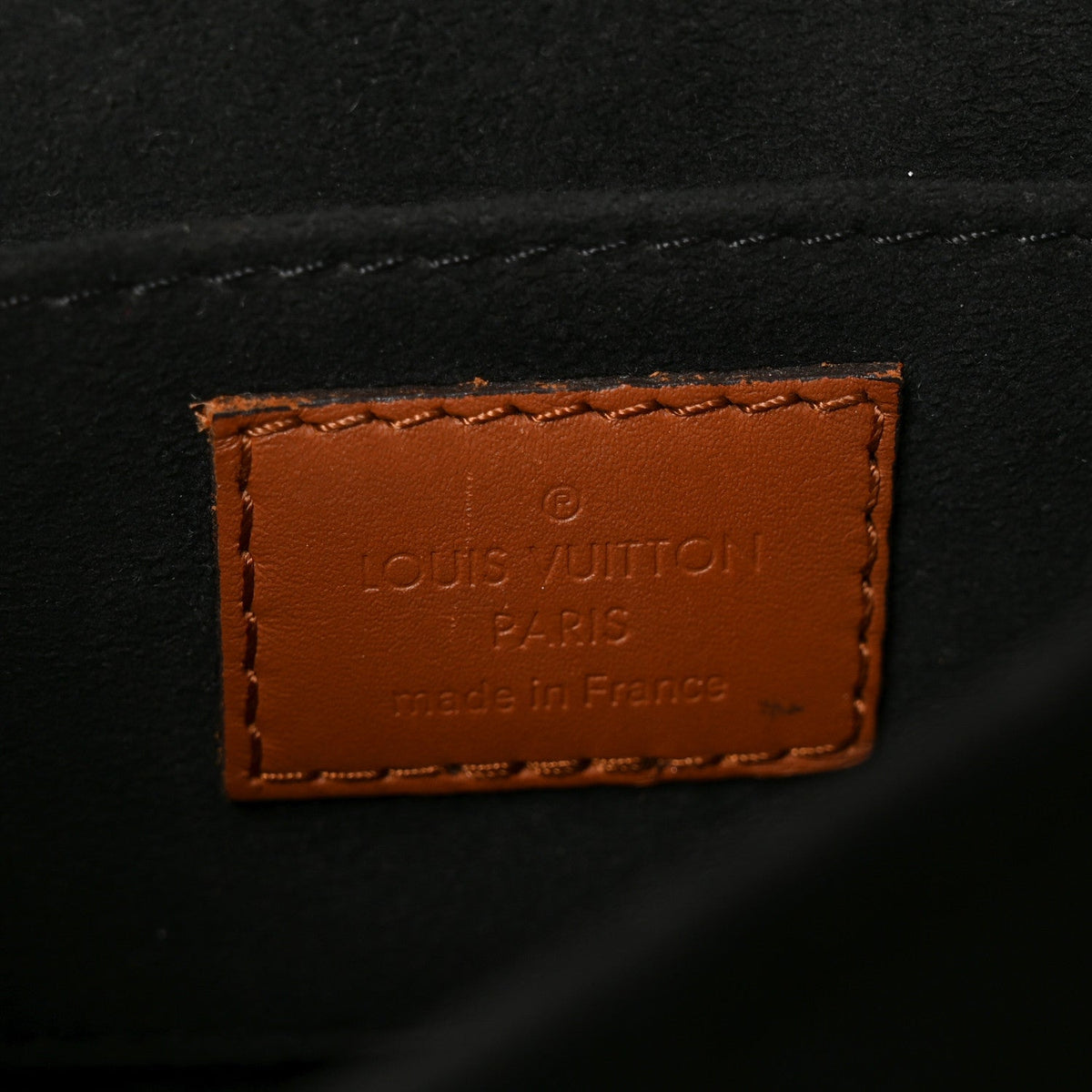 Reverse Monogram Dauphine Mini