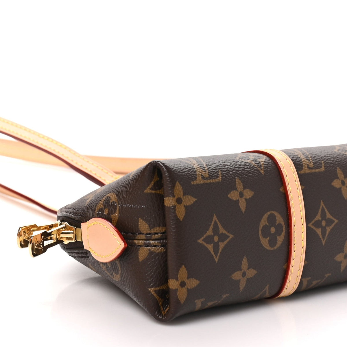 Monogram Squire East West