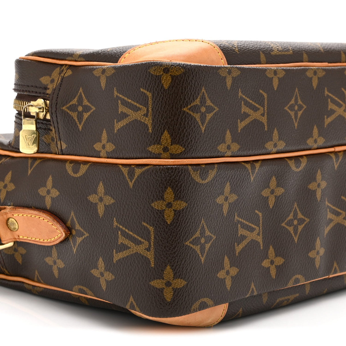 Monogram Nil 28