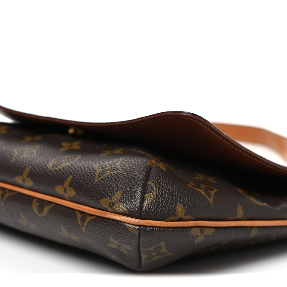 Monogram Musette Tango